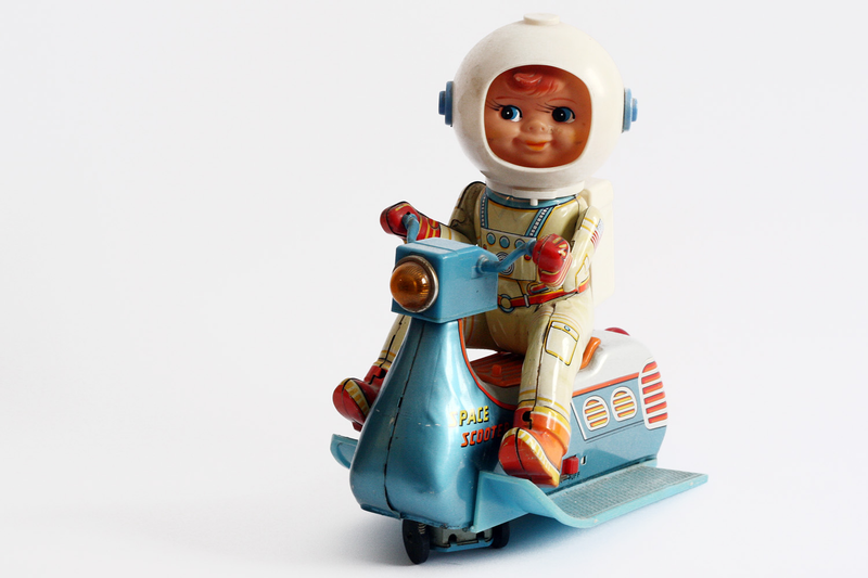 Illustration for article titled 17 Cosmic Toys From The Age Of The Space Race